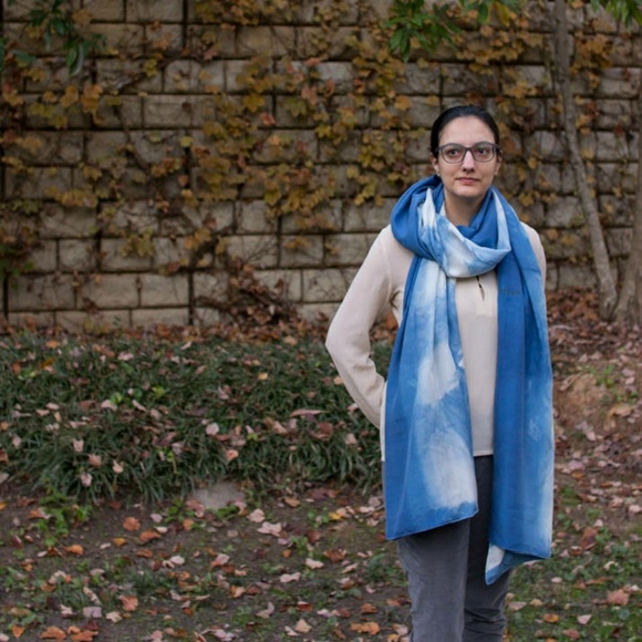 Indigo Shibori silk scarf/shawl/wrap - Picture 6 of 8